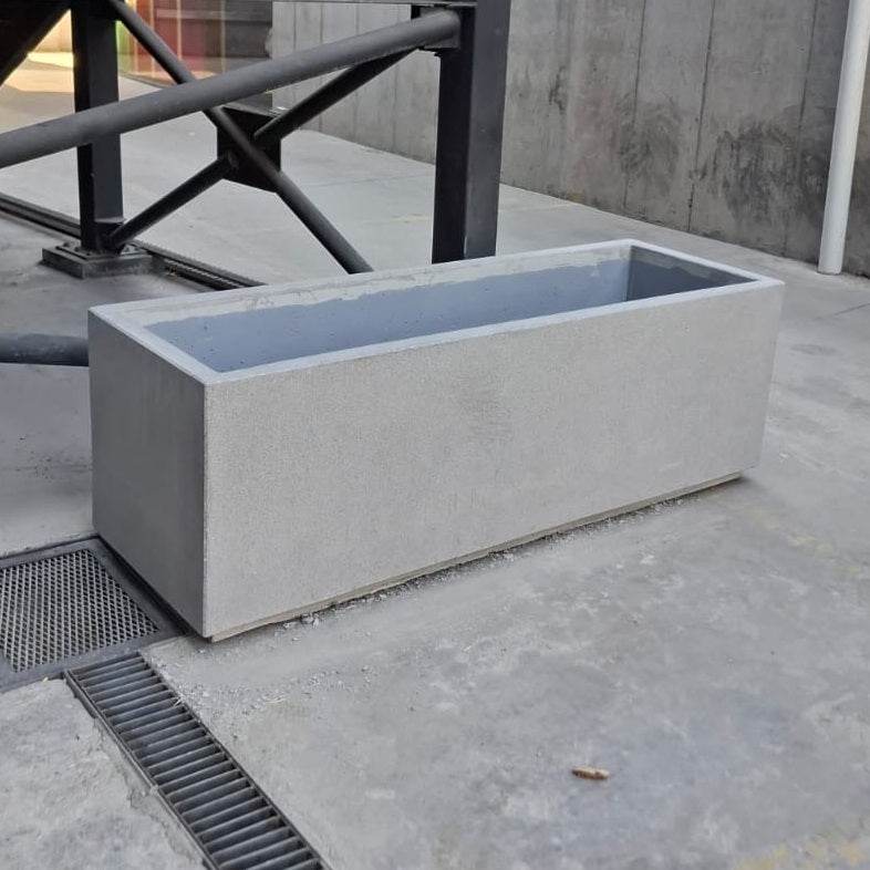 Jardinera 180 - Signet