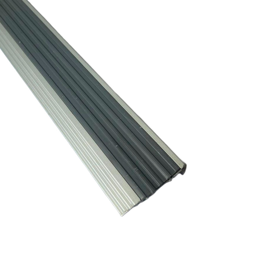 Nariz Grada PVC/Aluminio 50x25mm Gris 1,5 mts Signet Signet